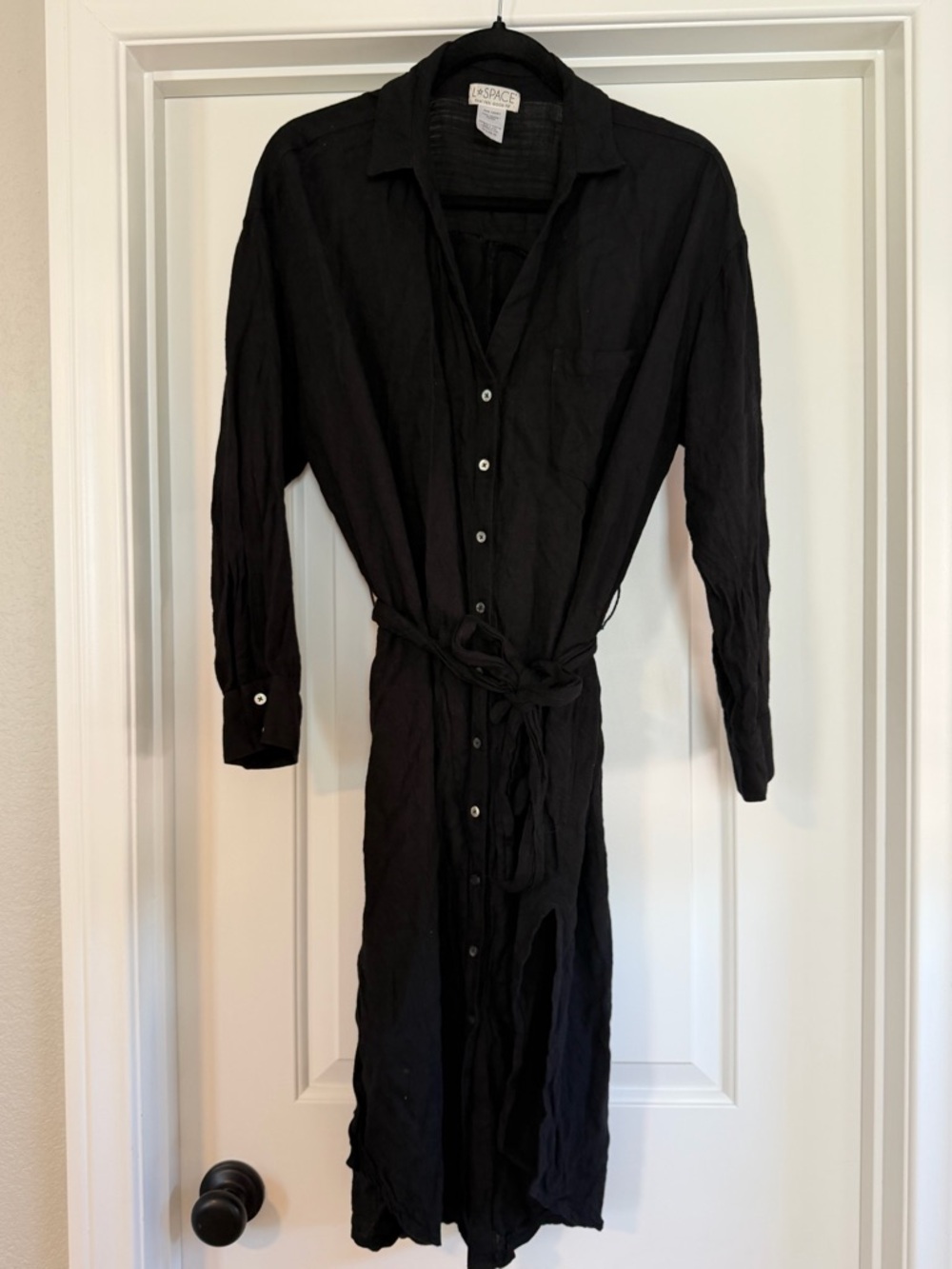 l*space Black Long-Sleeve Button-Down Shirt Dress